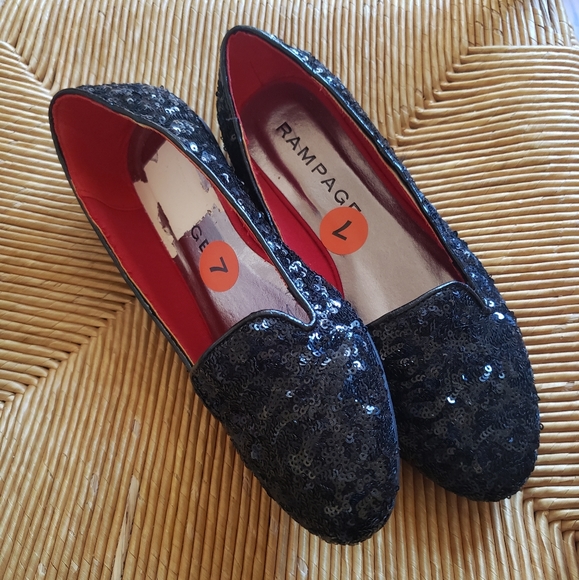 Twinkle Flat - Picture 1 of 7